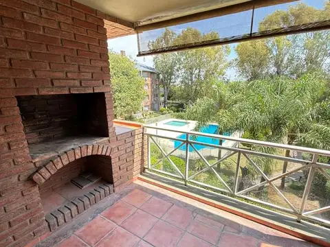 Departamento en alquiler 2 dorm en Barrio Jardin