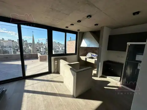 Av. Coronel Diaz 1700, Piso 1