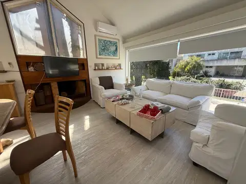 Casa 5 ambientes con 5 baños