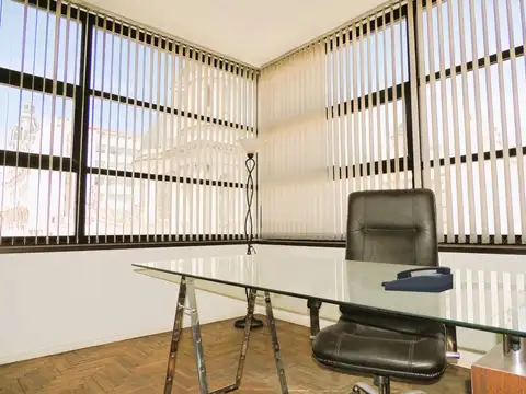 OFICINA EN VENTA.2 DESPACHOS.RECEPCION.TODO LUZ 