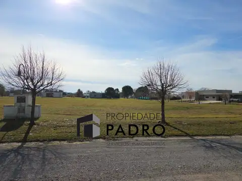 Lote 100 en venta. Everlinks Golf & Country Club, Luján.