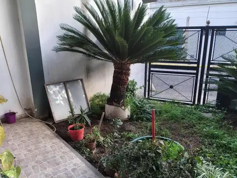 Depto Tipo Casa en Venta de 2 ambientes