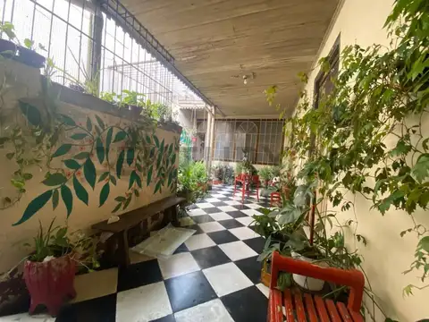 Rivadavia 700, Piso 0