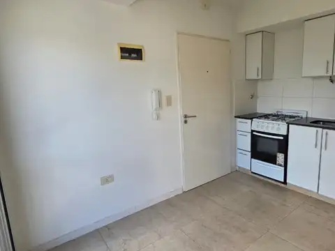 Alquiler Monoambiente en Caseros, Tres de Febrero