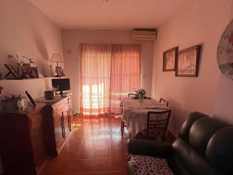 Departamento en Venta en Flores Norte, USD 105.000