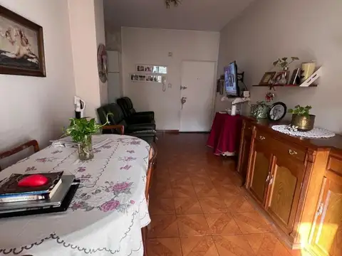 Bacacay 2400, Piso PB