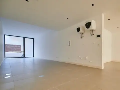 Local en Venta en Recoleta, USD 145.000