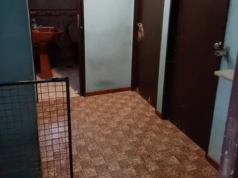 Depto Tipo Casa 6 ambientes con 2 baños