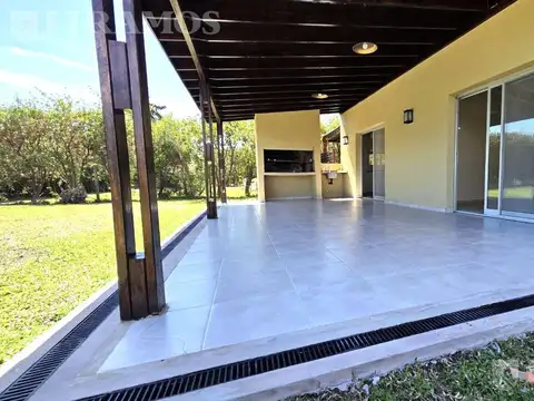 Casa en Alquiler en Villanueva, USD 2.300