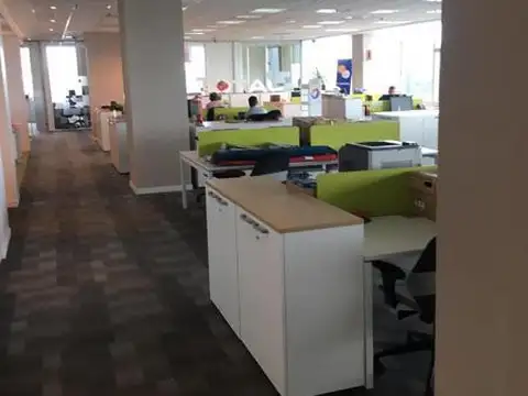 Alquiler de oficina de 908 m2 en Florida Oeste