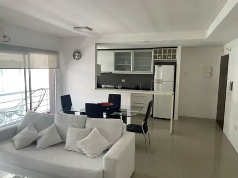 Departamento 2 ambientes con cochera en Castelar Norte