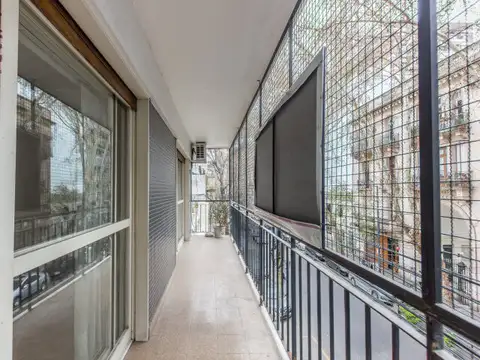Ciudad De La Paz 500, Piso 2