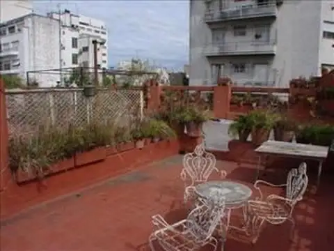 Depto Tipo Casa 6 ambientes con 2 baños