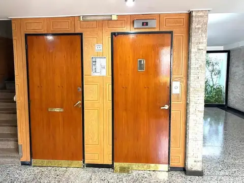 Ruy Díaz De Guzmán 100, Piso 1