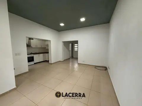 Depto Tipo Casa en Venta con 1 cocheras