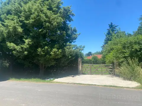 Venta Lote Terreno en Barrio Parque Sakura Con Mejoras