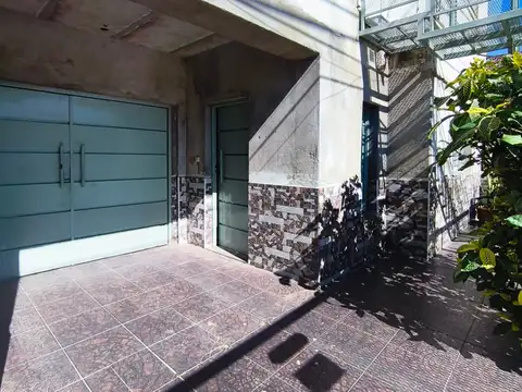 Depto Tipo Casa en Alquiler de 3 ambientes