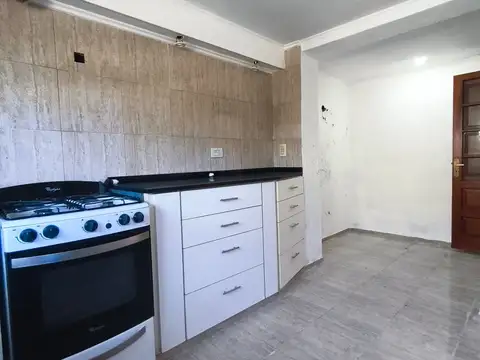 PH en alquiler en Villa Gobernador Gálvez