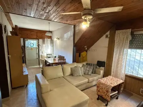 CASA DOS PLANTAS 3 AMBIENTES CON GALPON