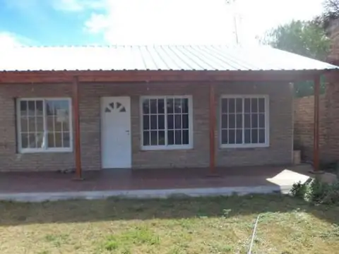 VENTA CASA EN OPORTUNIDAD EN CRUZ DEL EJE 