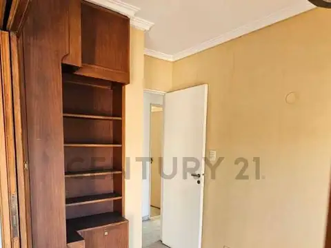 Departamento 5 ambientes con 2 baños
