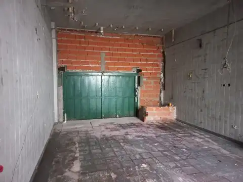 Galpon en Venta 8,65  mts Frente