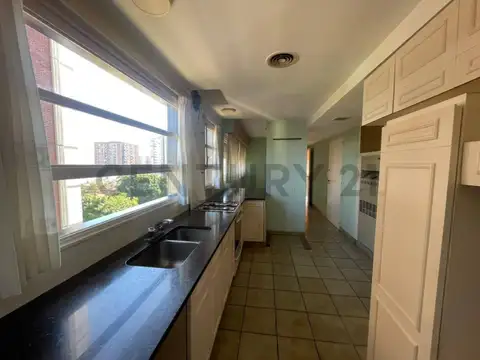 Departamento en Venta de 5 ambientes