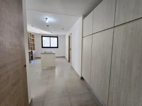 Departamento 5 ambientes con 3 baños