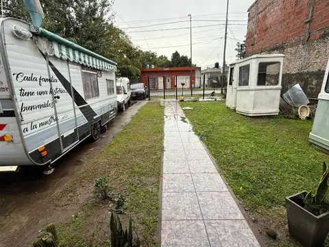 Cesareo B. de Quirós 400