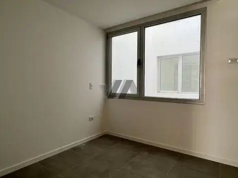 Departamento en Venta en Plaza Mitre, USD 106.000