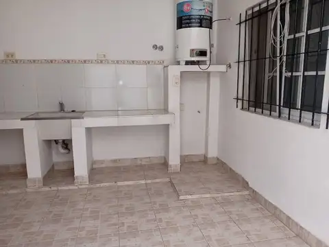 Depto Tipo Casa 3 ambientes con 1 baño