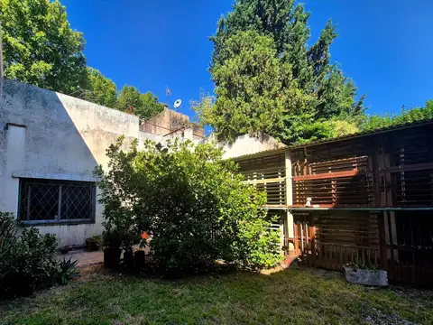 Venta Casa a Refaccionar en Villa Pueyrredon