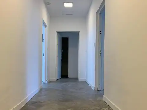 A ESTRENAR EDIFICIO DE  DEPARTAMENTOS / OFICINAS CON 18 COCHERAS