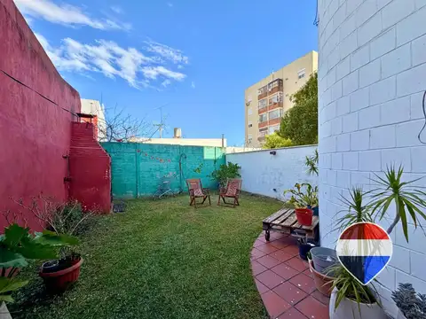Depto Tipo Casa en Venta con 1 cocheras