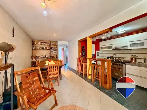 Calle 525 e/ Cno General Belgrano y 12 1600