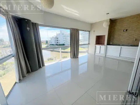 Departamento tres ambientes en venta - Marinas del Canal, Nordelta