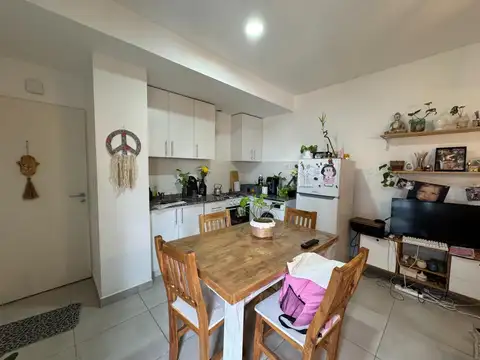 DEPARTAMENTO 2 AMB CON BALCON, LANUS OESTE CENTRO.