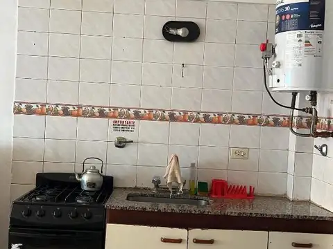 15 De Noviembre De 1889 1400, Piso 2