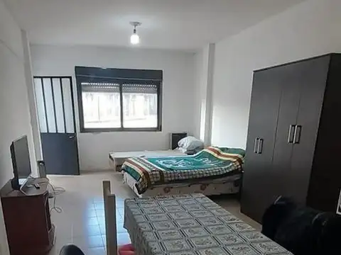 15 De Noviembre De 1889 1400, Piso 2