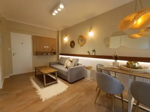 Amplio Monoambiente en Venta - Plaza Colon