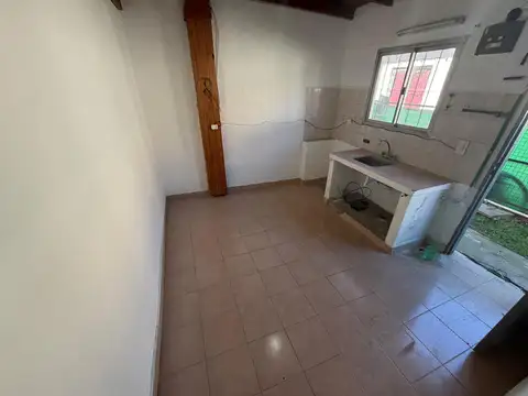 Departamento en Alquiler en Los Polvorines, $ 320.000