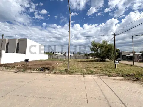 Terreno en Venta 23,57  mts Frente