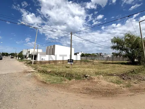 Terreno en Venta 11,21  mts Fondo