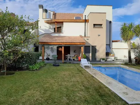 Santiago Del Estero y Jurado