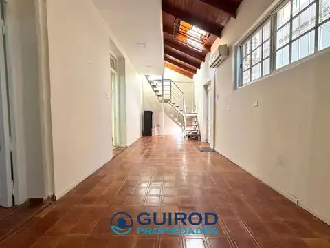 Depto Tipo Casa en Alquiler de 3 ambientes