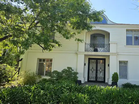 Casa en Venta de 5 dormitorios