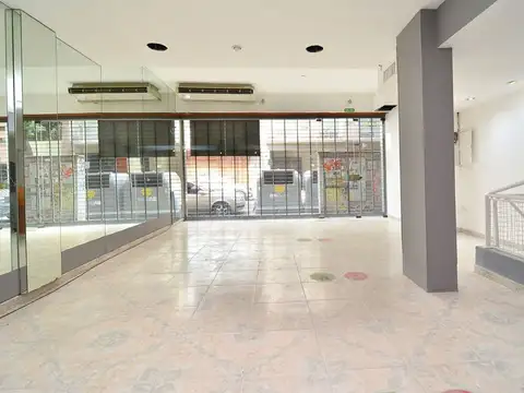 Local en Venta en Recoleta, USD 195.000
