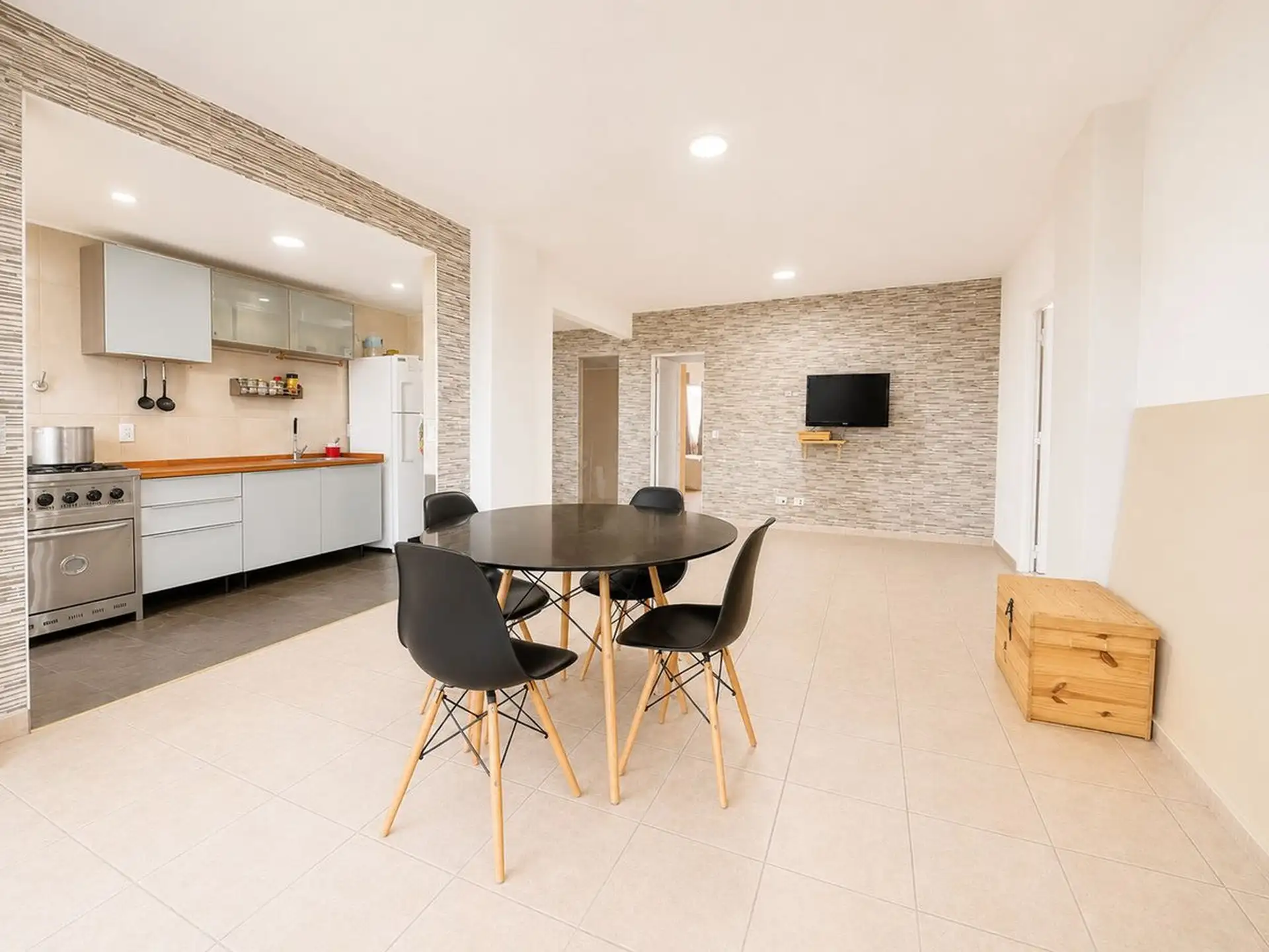 Venta departamento 5 amb barrio Sarmiento cochera