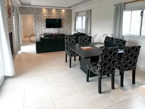 Casa en Alquiler en Fincas de San Vicente, USD 1.600
