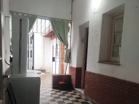 Depto Tipo Casa en Venta de 5 ambientes